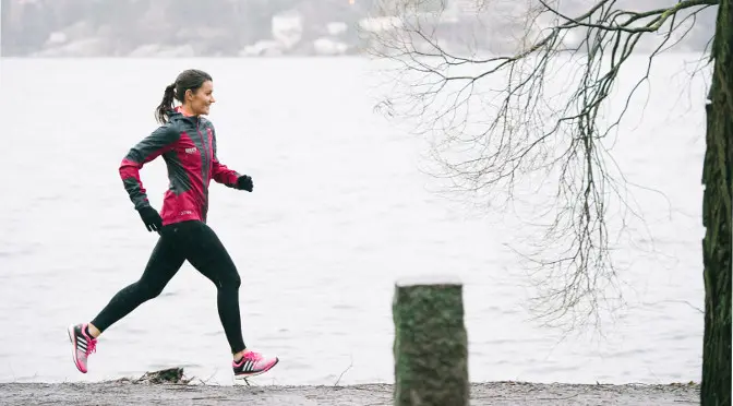 Sofia Norgren på löptur